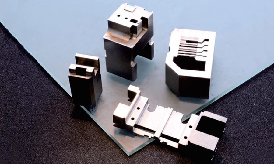 Pièces de précision personnalisées de forme cubique rectangulaire ou carrée