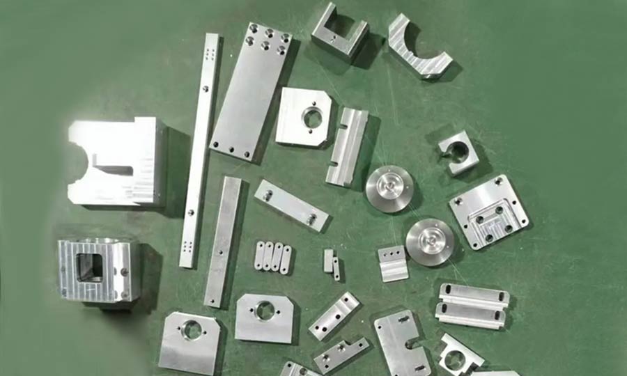 Composants d'automatisation mécaniques usinés